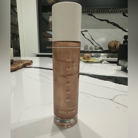 Body Glow - Shimmering Bronze - Picture 6 of 7